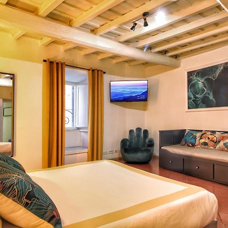 Le Clarisse Pigna Apartment Рим Экстерьер фото